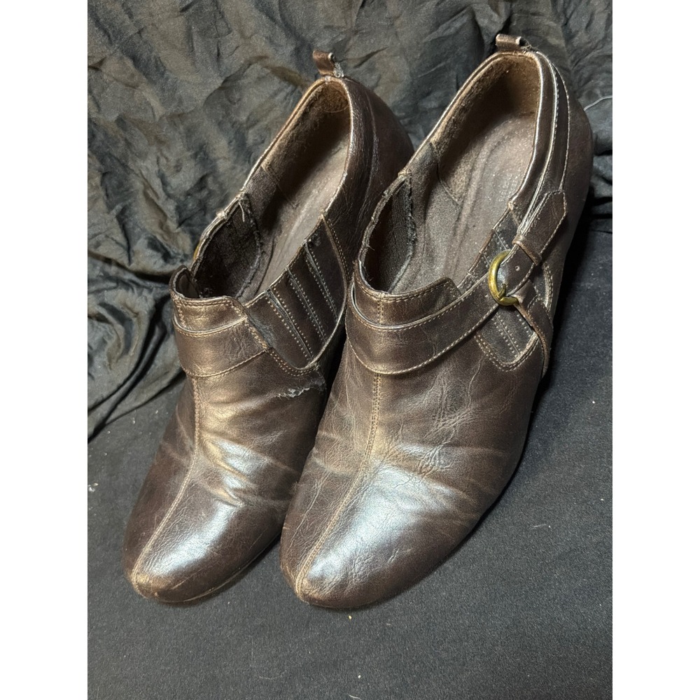 Bass Womens Brown Faux Leather Buckle Ankle Boots Stacked Cone Heel Size 8.5